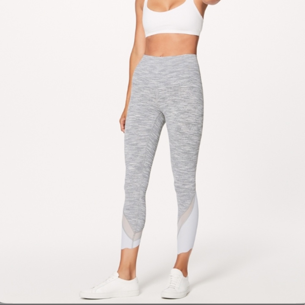 Lululemon Wunder Under scallop highrise grey 6